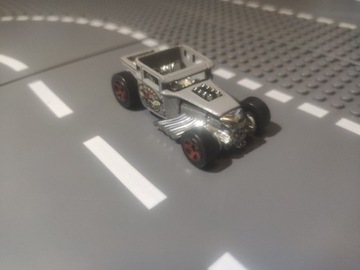 Samochodzik - Hot Wheels - Bone Shaker