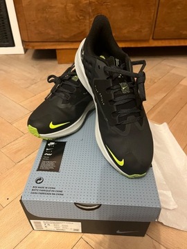 Nike Pegasus Shield