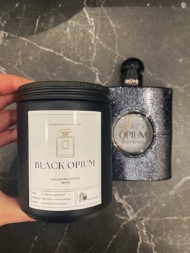 Świeca sojowa o zapachu perfum Black Opium 200 ml