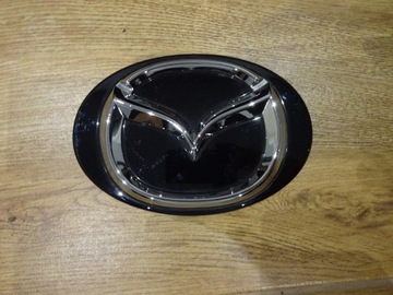 Emblemat Znaczek Przód Mazda 2 HYBRID 