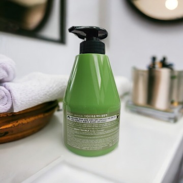 Kwailnara - Matcha Milk Body Cleanser - koreańskie