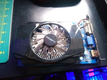 karta graficzna NVIDIA GeForce GT 220 GPU GV-N220