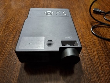 Projektor Taxan KG-PS121X