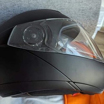 Schuberth C4 Pro rozmiar L (59) wraz z interkomem 