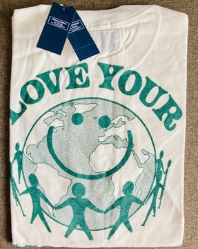 Abercrombie & Fitch Relaxed Earth Day Tee size  M