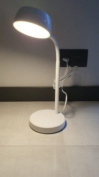 Lampa biurkowa LED Eglo