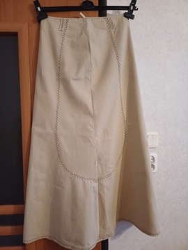 Długa spódnica w stylu boho. Rozmiar M 38