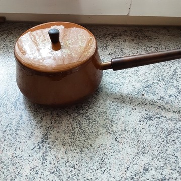 Garnek-rondel do fondue