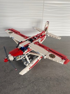 Lego Technic 42040 Samolot strażacki kompletny