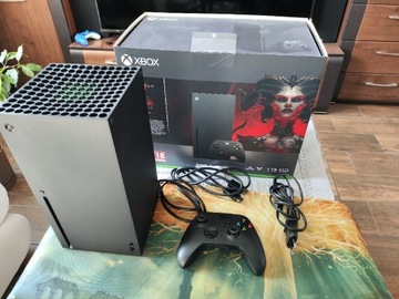 Xbox Series X 1TB, gwarancja 1,5 roku, świetny