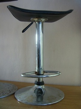 Fotel barowo-kuchenny- metalowy, regulowany