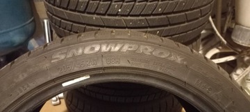 Opony zimowe TOYO  SNOWPROX  205/45 R17 2018 ROK