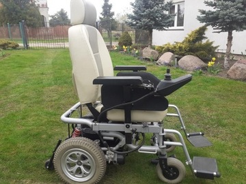  Akumulatorowy wózek inwalidzki 