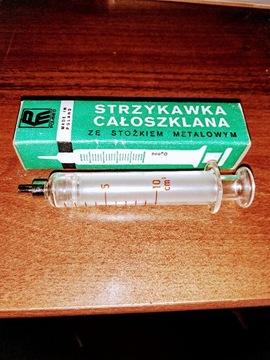 Strzykawka całoszklana 10 ml    15 szt.