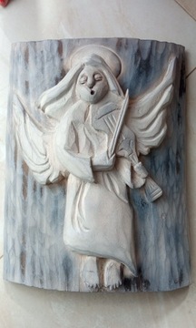 Płaskorzeźba Anioła ze skrzypcami