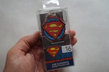 Pendrive Superman 16 GB USA