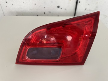 Lampa klapy tył prawa Opel Astra J 