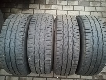 Komplet opon zimowych 215/60/17C Michelin