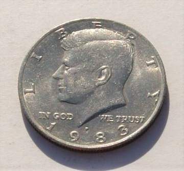 1/2 dolar 1983 P  half dollar Kennedy Stan!!!