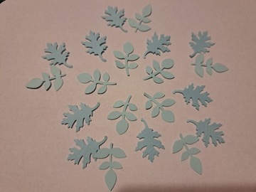 Liście błękitne, różne kształty Handmade
