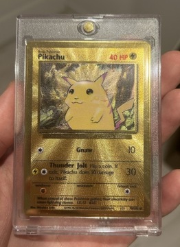 Pikachu karta pokemon gold celebration