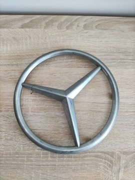 Emblemat znaczek mercedes 