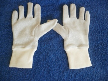Rękawiczki utrzymujące ciepło z nitką aluminiową
