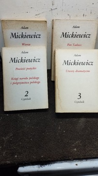 Książki A . Mickiewicza 4 tomy literatury pięknej.