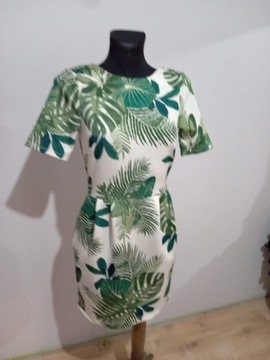 Kremowa sukienka z motywem liści „Asos”