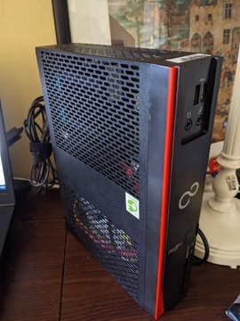 Terminal Fujitsu s920 AMD 4x2,4ghz 8gb hdd ssd