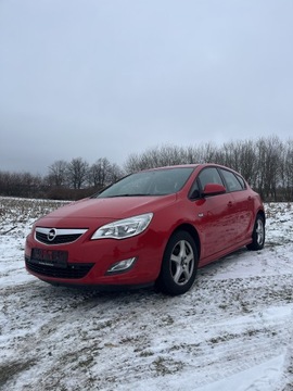 Opel Astra J 1,6 benzyna 