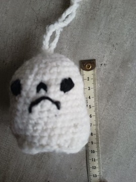 Smutny duszek amigurumi