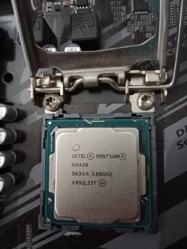 Procesor Intel Pentium Gold G5420 3.80GHz 