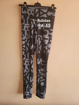 Szaro-czarne legginsy Adidas roz. XS