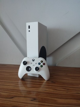 [XBOX] Konsola Xbox Series S + Pad Series