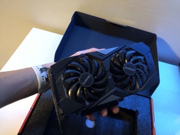 GIGABYTE Radeon rx5600XT