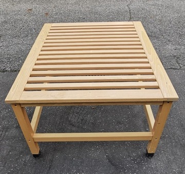 Stół, ława drewniana, solidna.