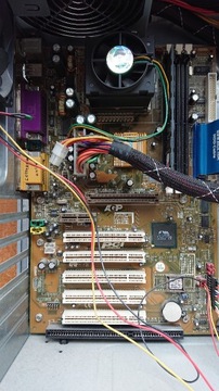 Retro PC, Aska SST-5870AP+Celeron 1GHz+256MB ram.