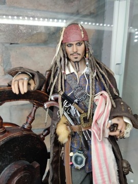 Hot Toys DX6 Jack Sparrow 1/6 stan BDB