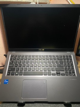 Asus X515 15.6 laptop 24gb ram i5