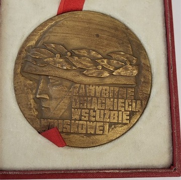 Medal Za Wybitne Osiągnięcia w Służbie Wojskowej Etui
