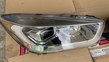 Lampy Ford Kuga mk2 przód 