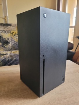 Konsola Microsoft Xbox Series X RRT-00010 1TB czarna