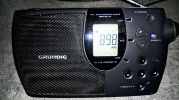 GRUNDIG PrimaBoy 100 radio programowane/alarm/sieć