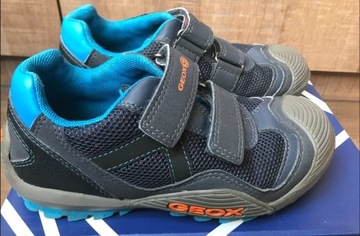 Buty Geox oddychające r.32