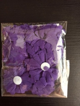 Kwiatki aplikacje do przyklejenia fioletowy