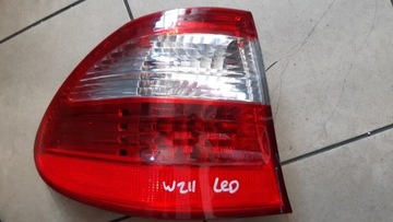 Lampa  tylna lewa Mercedes w211 e klasa kombi lift