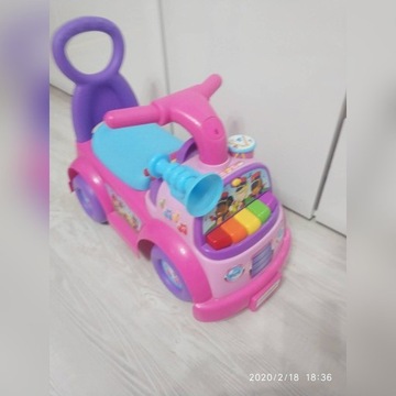 Samochodzik zabawka
