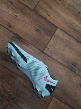 Buty piłkarskie NIKE PHANTOM