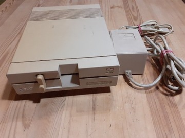 Stacja Dysków Commodore 1541-II plus Zasilacz